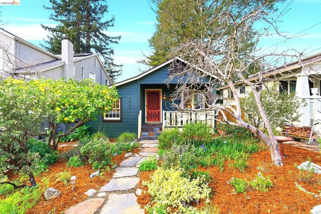 Photo of 4061 4061 Whittle Ave Ave, Oakland, CA 94602 (MLS # 41124695)