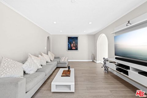 Tiny photo for 15042 Valleyheart Drive, Sherman Oaks, CA 91403 (MLS # 25625855)