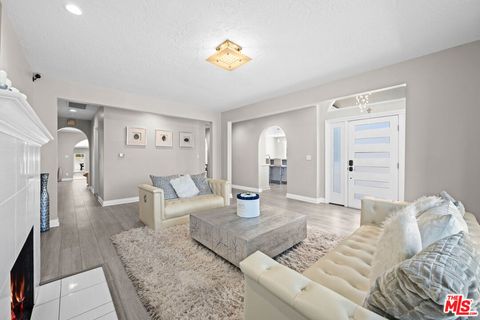 Tiny photo for 15042 Valleyheart Drive, Sherman Oaks, CA 91403 (MLS # 25625855)