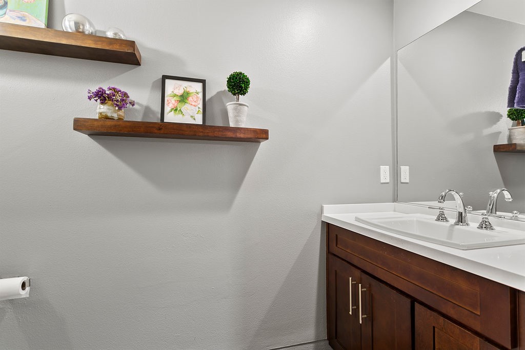 Santiago Street Lofts - Residential