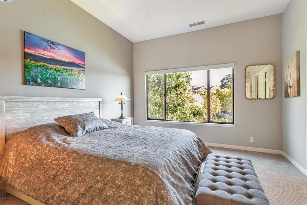 CANY0N LAKES - Residential