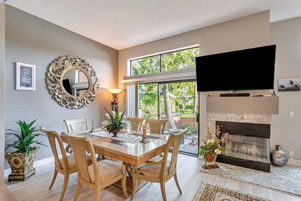 CANY0N LAKES - Residential