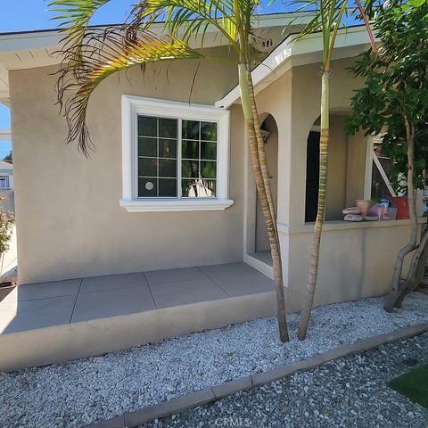 4212 E 58th Maywood CA 90270