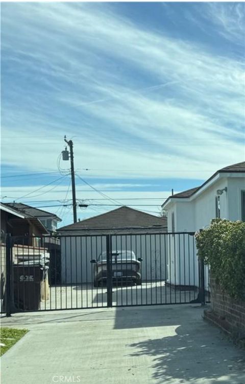 Photo of 11328 Elmcrest St #B, El Monte, CA 91732 (MLS # AR26039025)