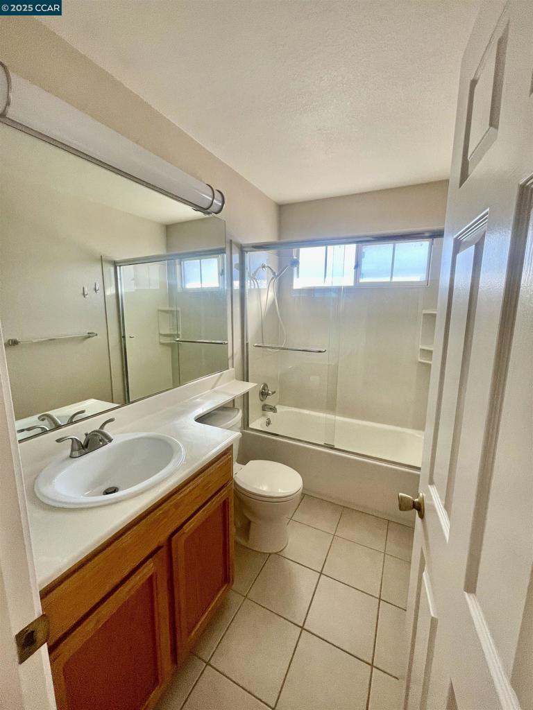 LIVE OAK - Residential