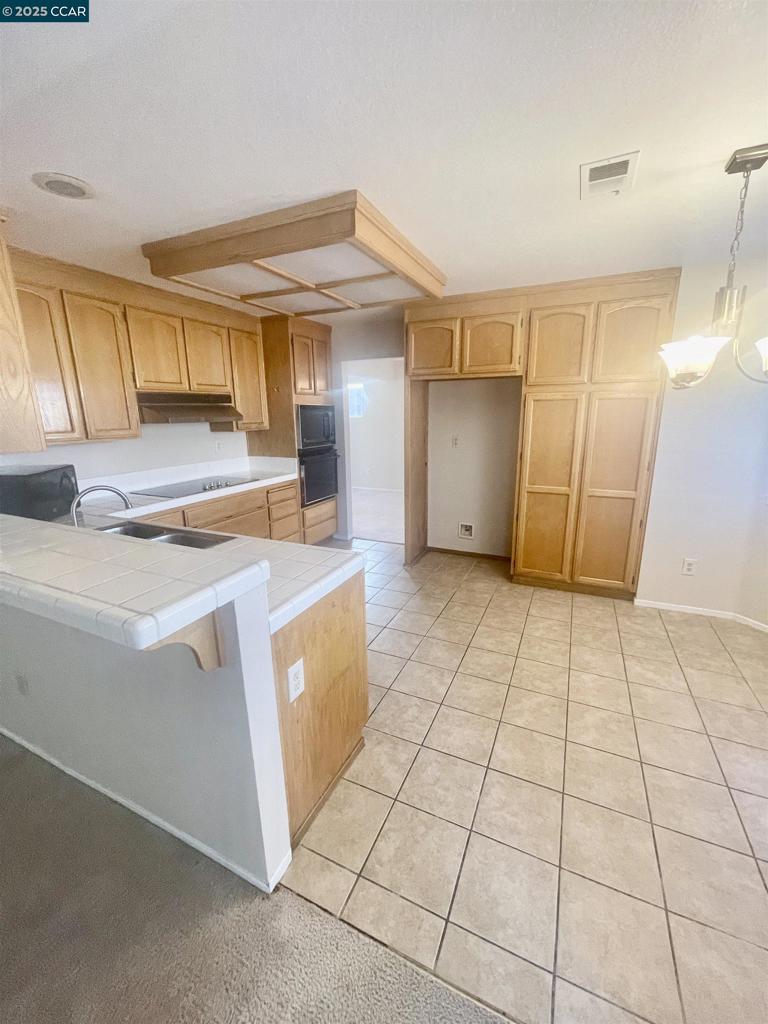 LIVE OAK - Residential