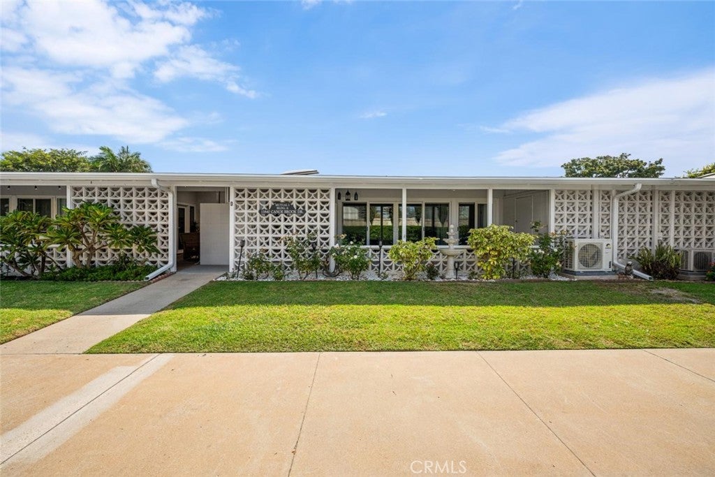 13840 Canoe Brook Drive 6D
