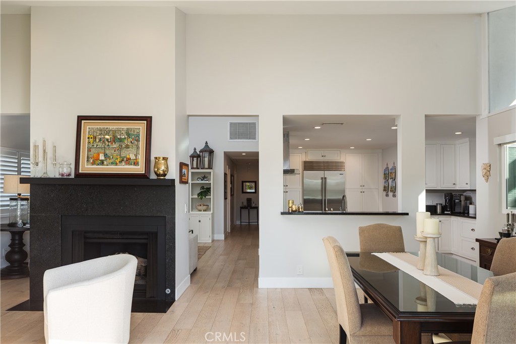 Corona del Mar North of PCH (CNHW) - Residential
