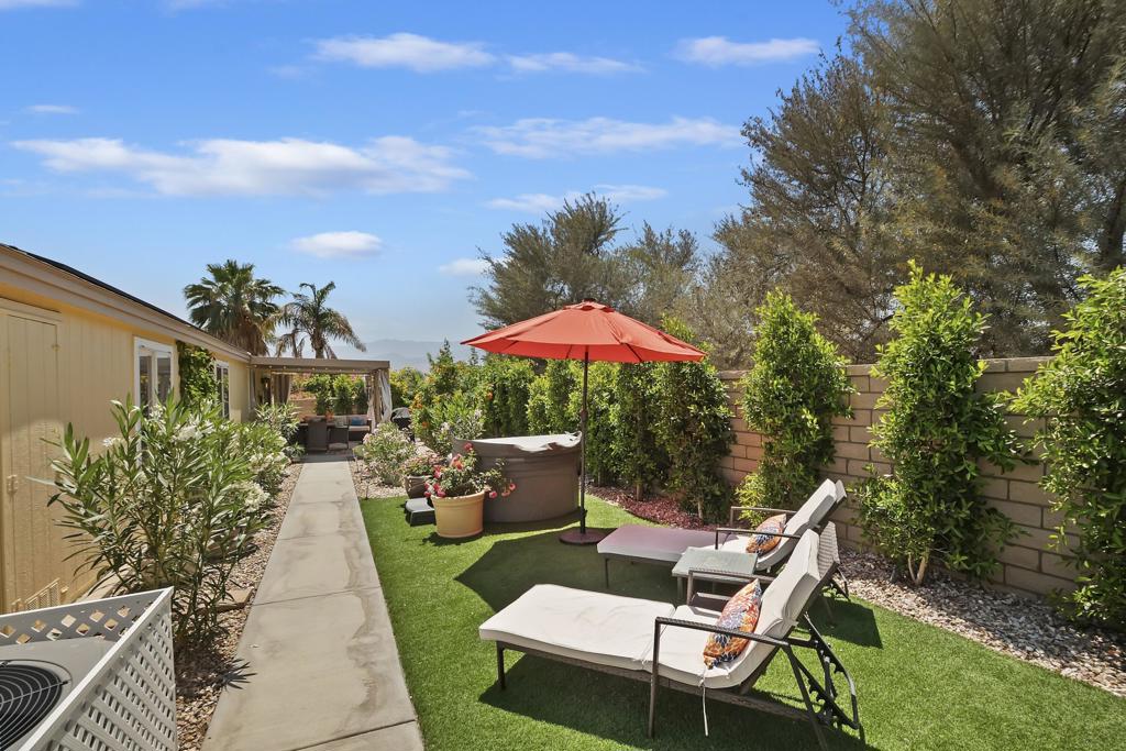 Suncrest Country Clb - Manufactured In Park