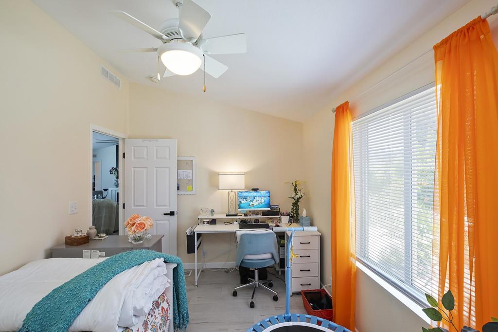 Suncrest Country Clb - Manufactured In Park