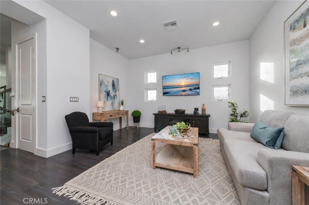 16785 Bayview Drive, Huntington Beach CA 92649 - Photo 28