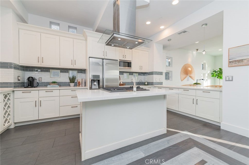 16785 Bayview Drive, Huntington Beach CA 92649 - Photo 17