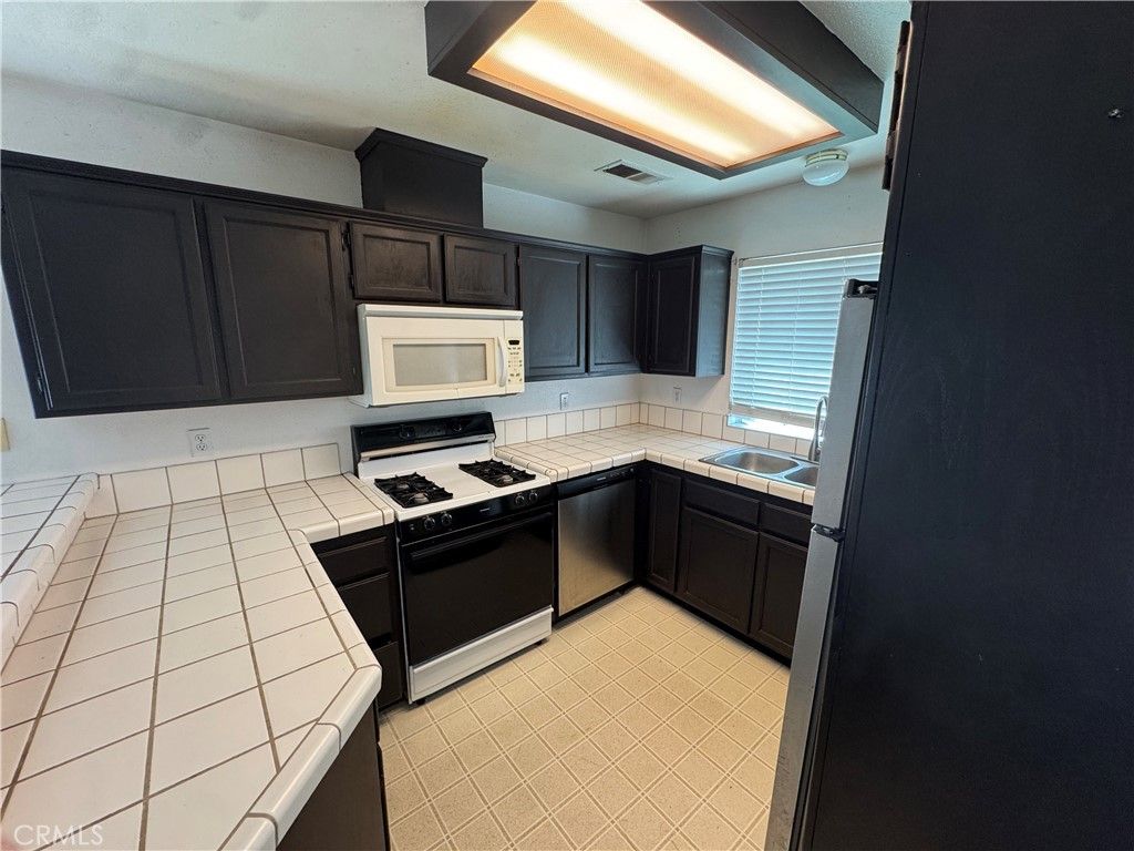 Photo of 15 Sir Andrew Court, Chico, CA 95928 (MLS # SN26076145)