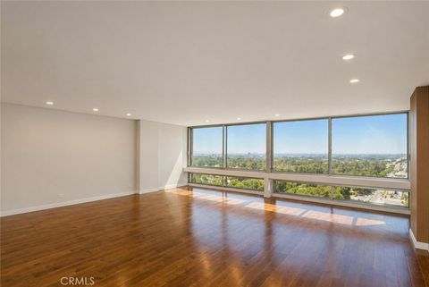 Photo of 2222 Avenue Of The Stars, Los Angeles, CA 90067 (MLS # OC26092656)