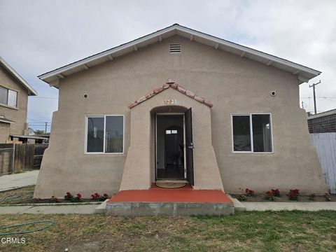 Photo of 225 Comstock Drive, Ventura, CA 93001 (MLS # V1-36746)