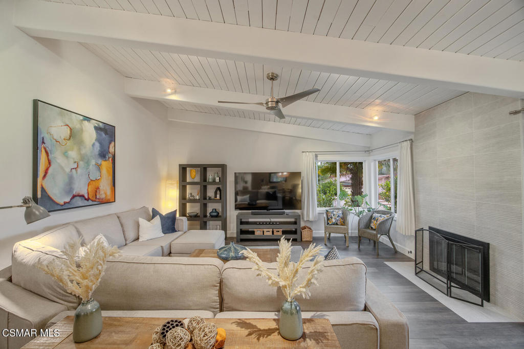 40 Dickenson Avenue