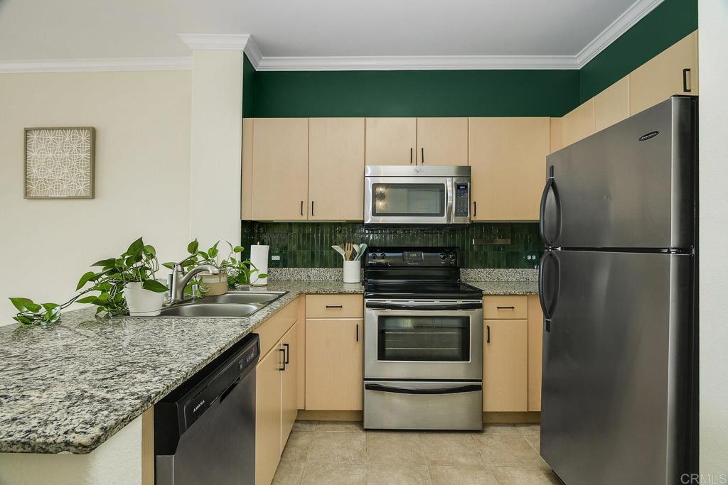 1642 7th Avenue 424, San Diego CA 92101