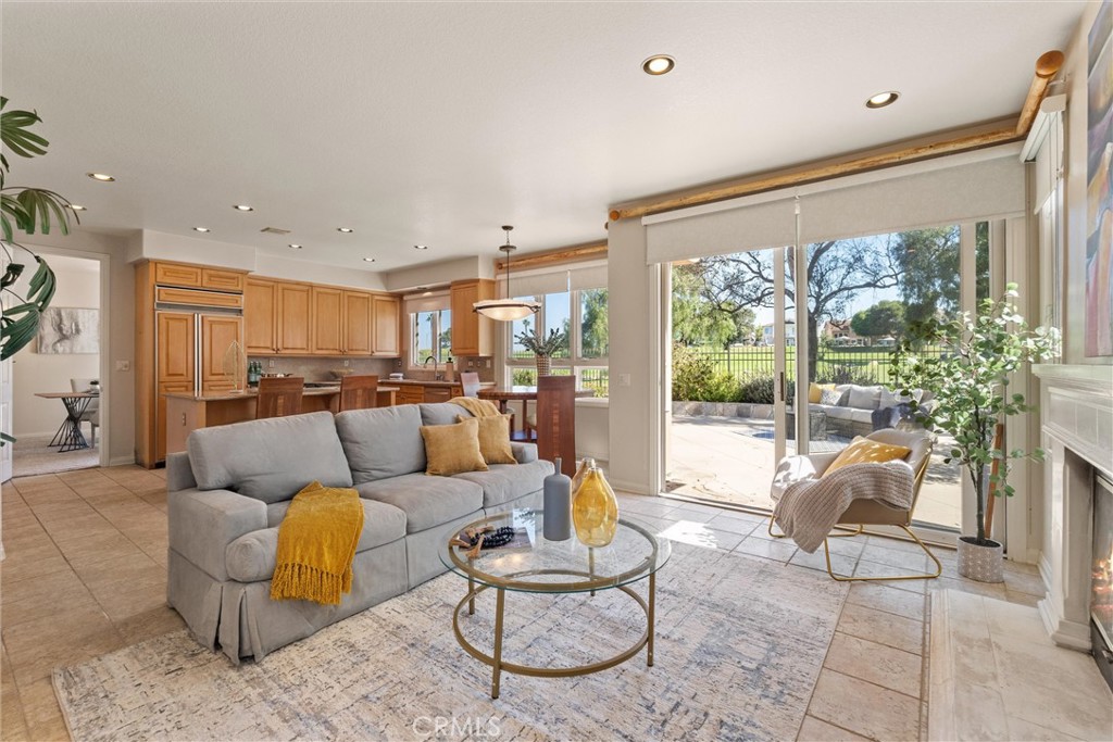 6261 Morningside Drive