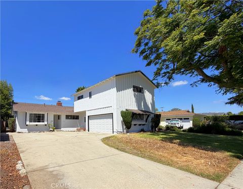 Photo of 7919 Sausalito Avenue, West Hills, CA 91304 (MLS # CV26082390)