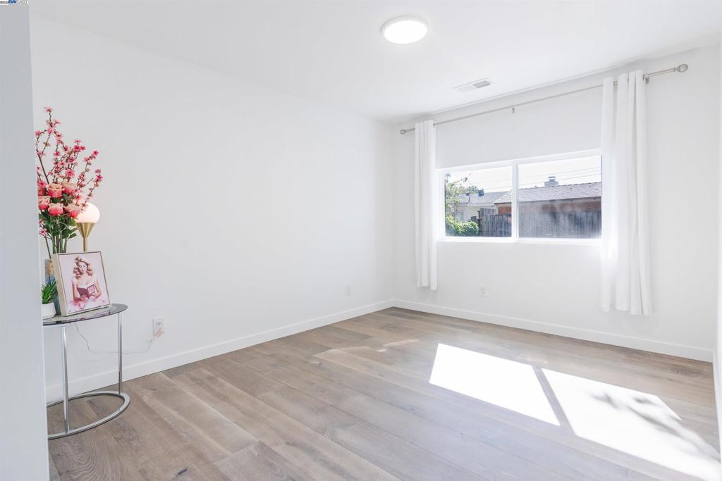 SUNSHINE ESTATES - Residential