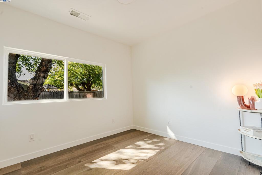 SUNSHINE ESTATES - Residential