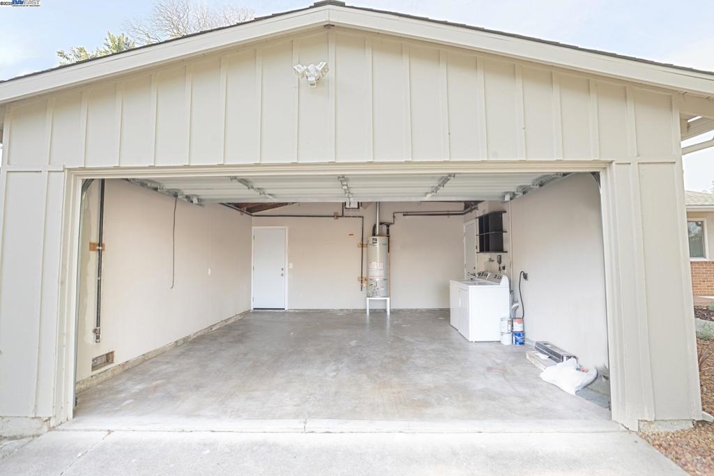 SUNSHINE ESTATES - Residential