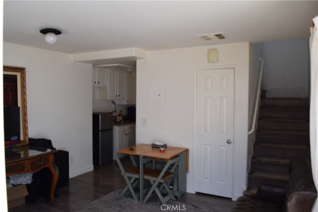 10128 Hillhaven