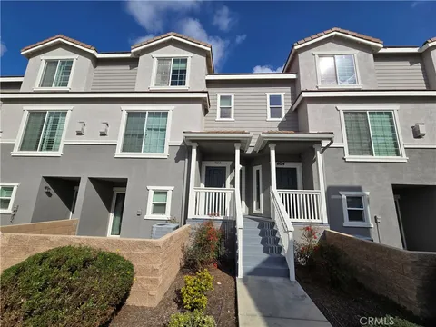 MLS: RS26046328