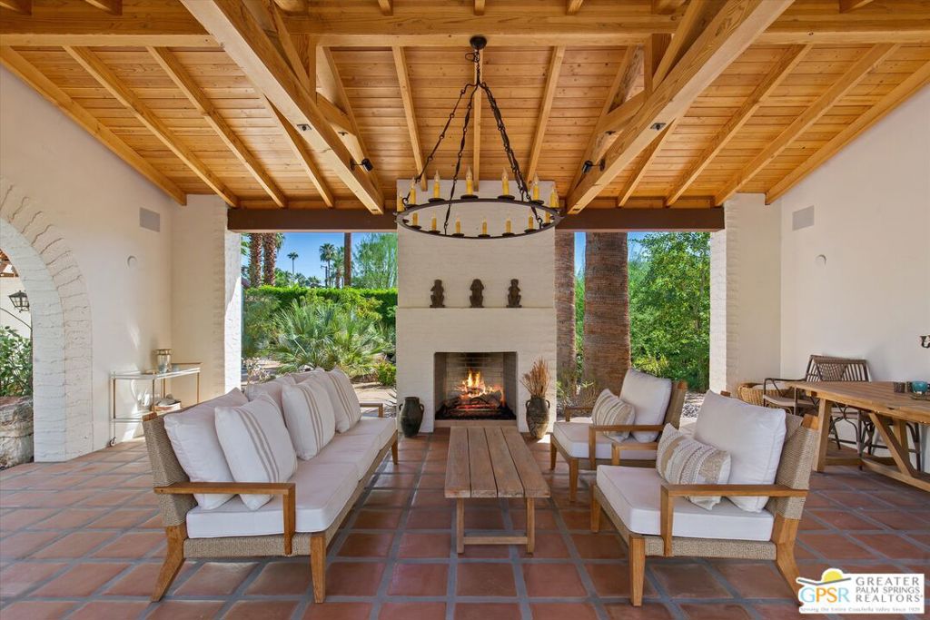 776 N Mission Road