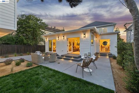 Photo of 3029 WHEELER STREET St, Berkeley, CA 94705 (MLS # 41131869)