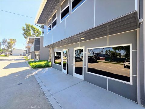 Photo of 2865 Gundry Ave, Signal Hill, CA 90755 (MLS # PW26062919)