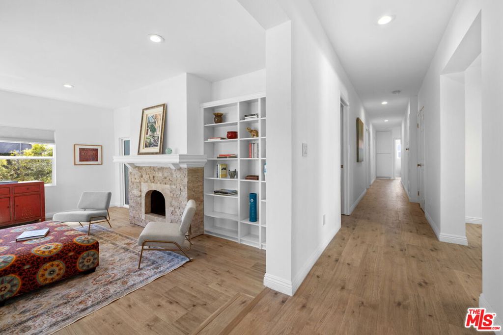 2400 W 74th Street