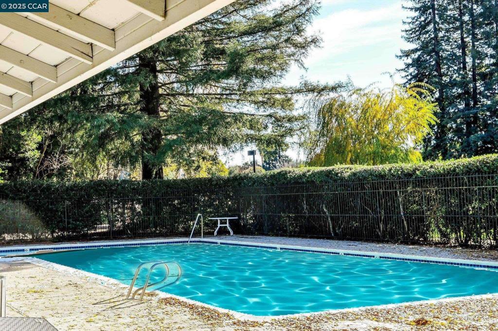 DANVILLE SOUTH - Residential