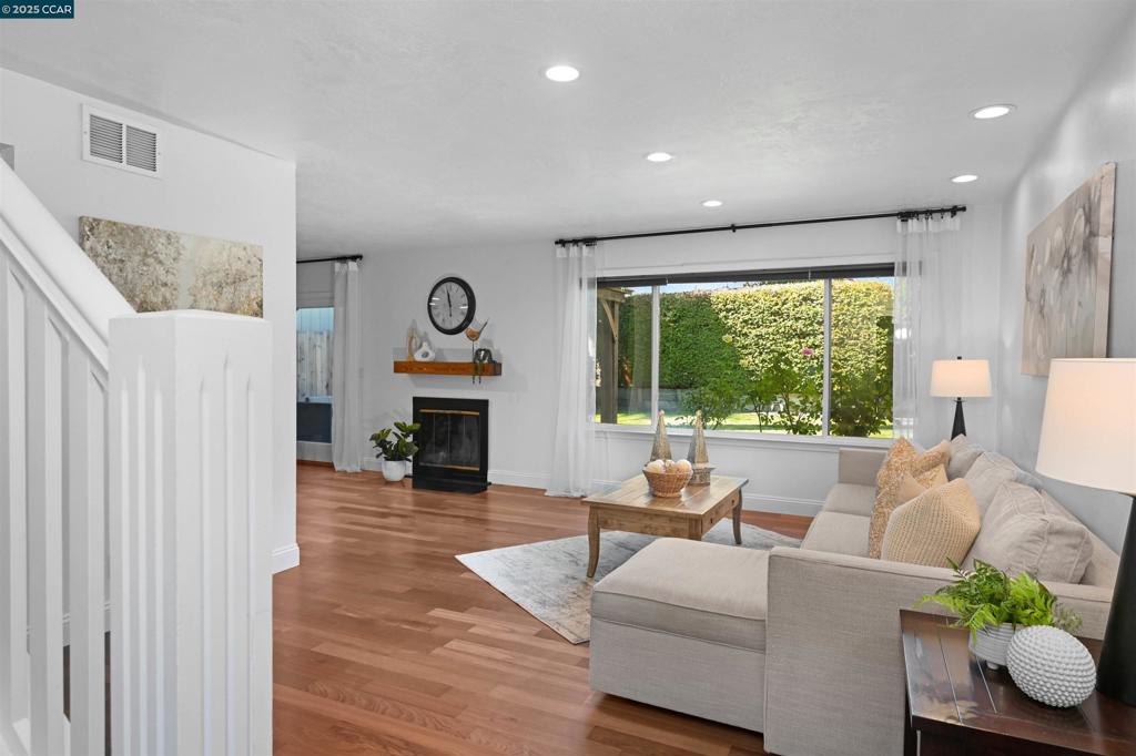 DANVILLE SOUTH - Residential