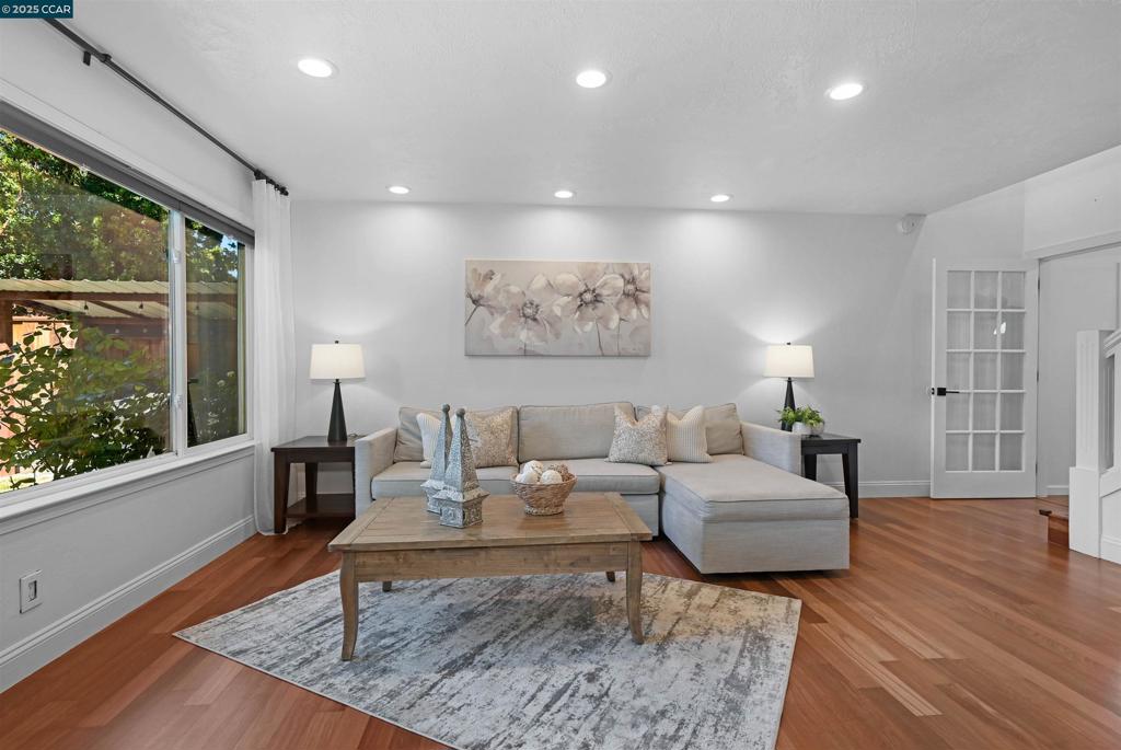 DANVILLE SOUTH - Residential