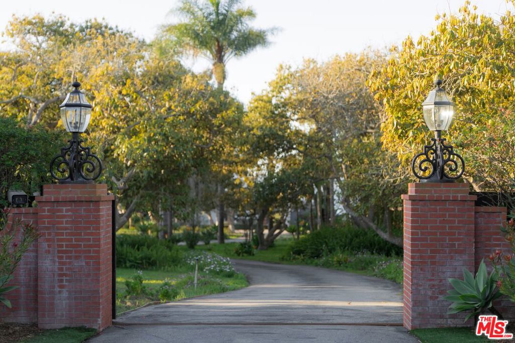 4335 Marina Drive