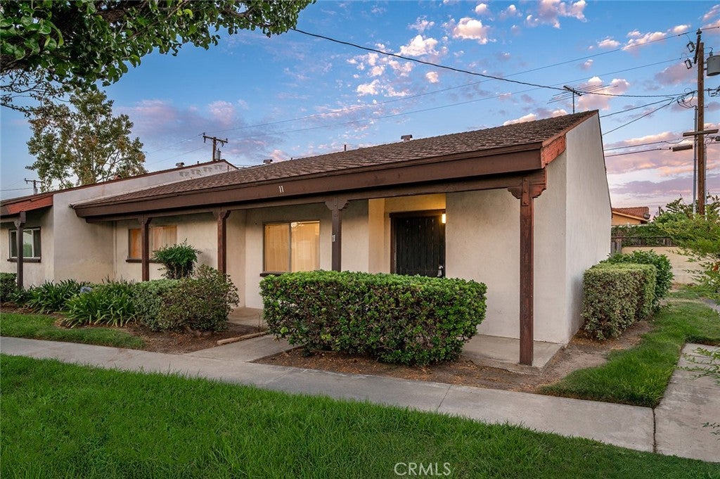 2011 W Katella Avenue 11