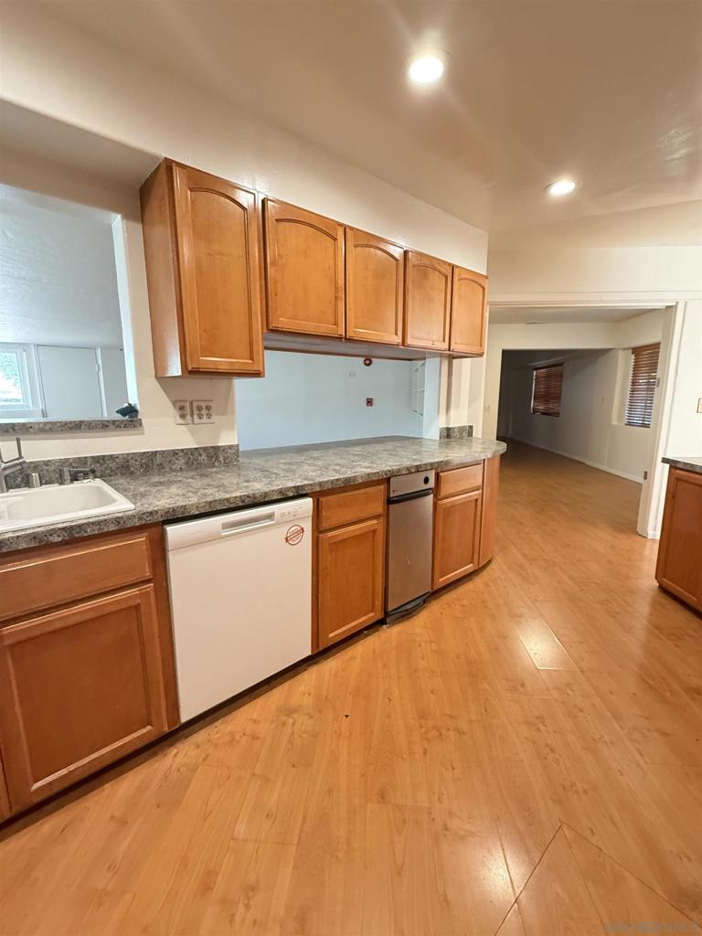 Poway - Residential Lease