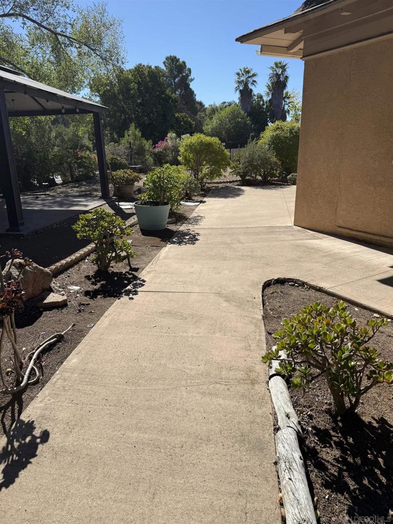 Poway - Residential Lease