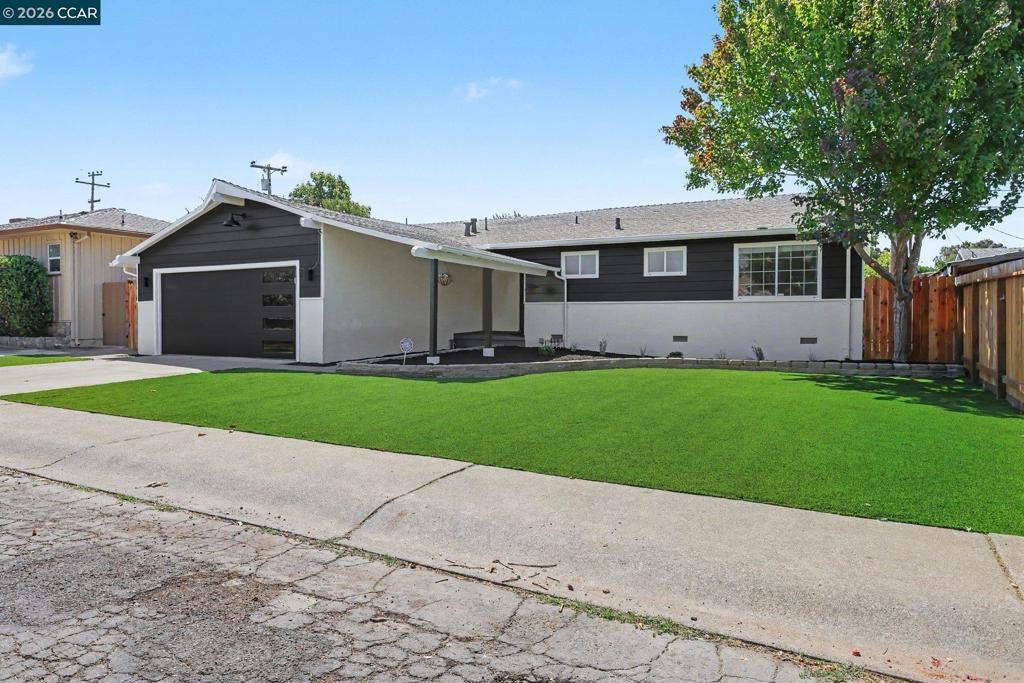 333 Lamont Ct