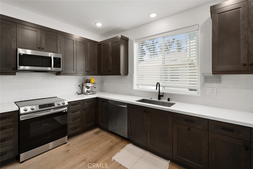 905 Madonna Road 38