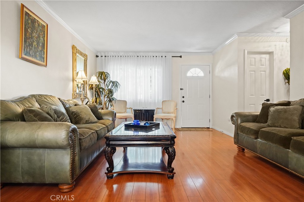 17041 Roscoe Boulevard 3