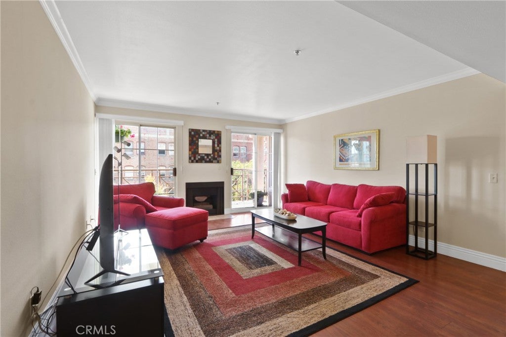 801 Pine Ave. #310