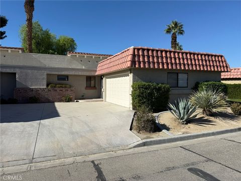 Photo of 77473 Sawgrass Cir, Palm Desert, CA 92211 (MLS # PW25267759)