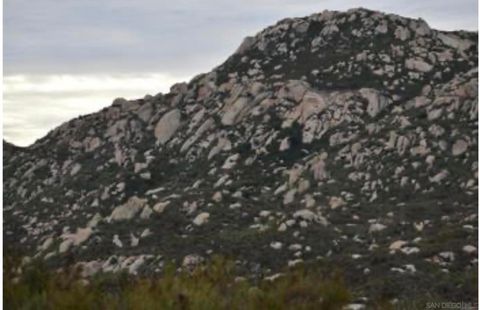 40 Wide Oak Jamul CA 91935