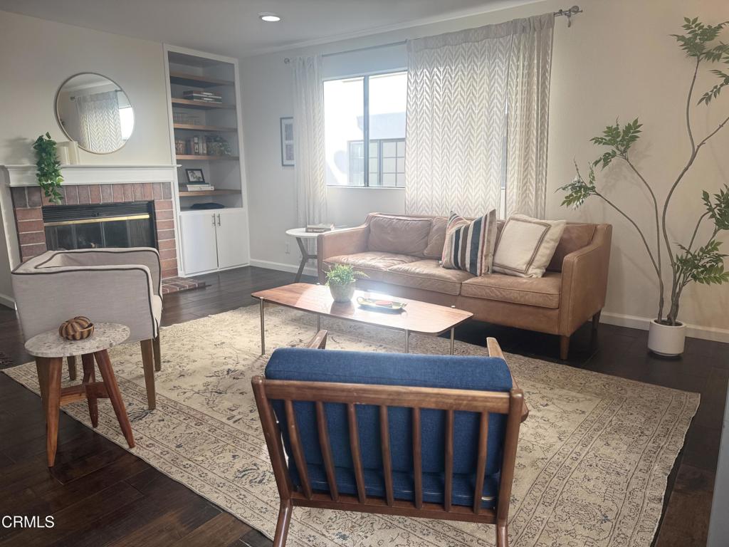 394 S Los Robles Avenue 2