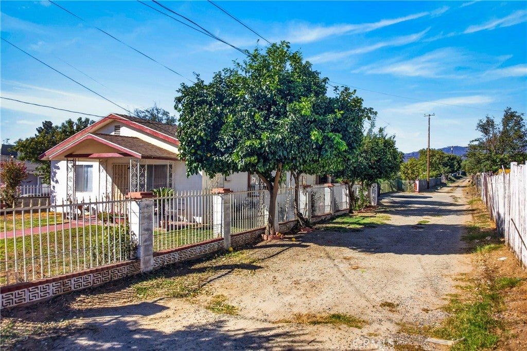 39856 Brookside