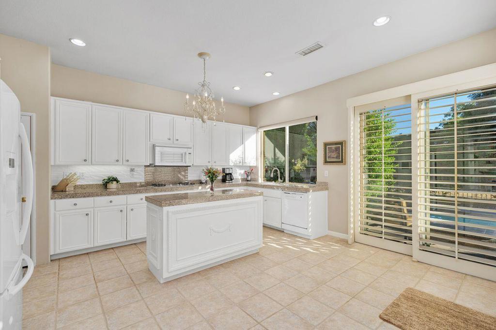 Rancho Mirage C.C. - Residential