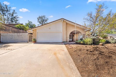 Photo of 884 Bennett Street, Simi Valley, CA 93065 (MLS # 226001321)