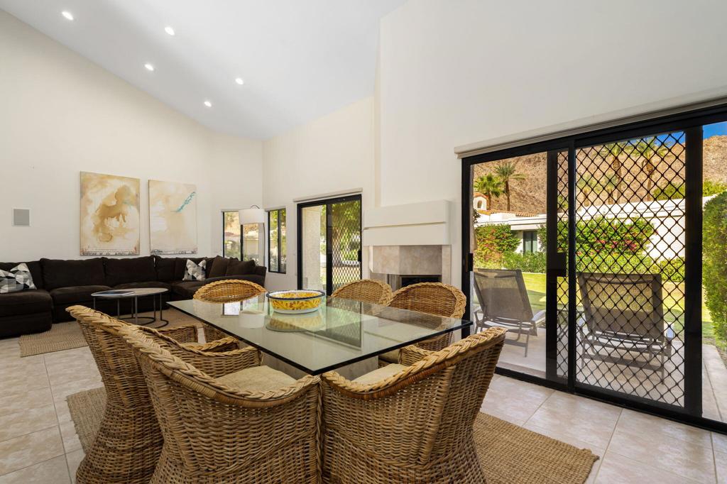 Santa Rosa Cove Coun - Residential